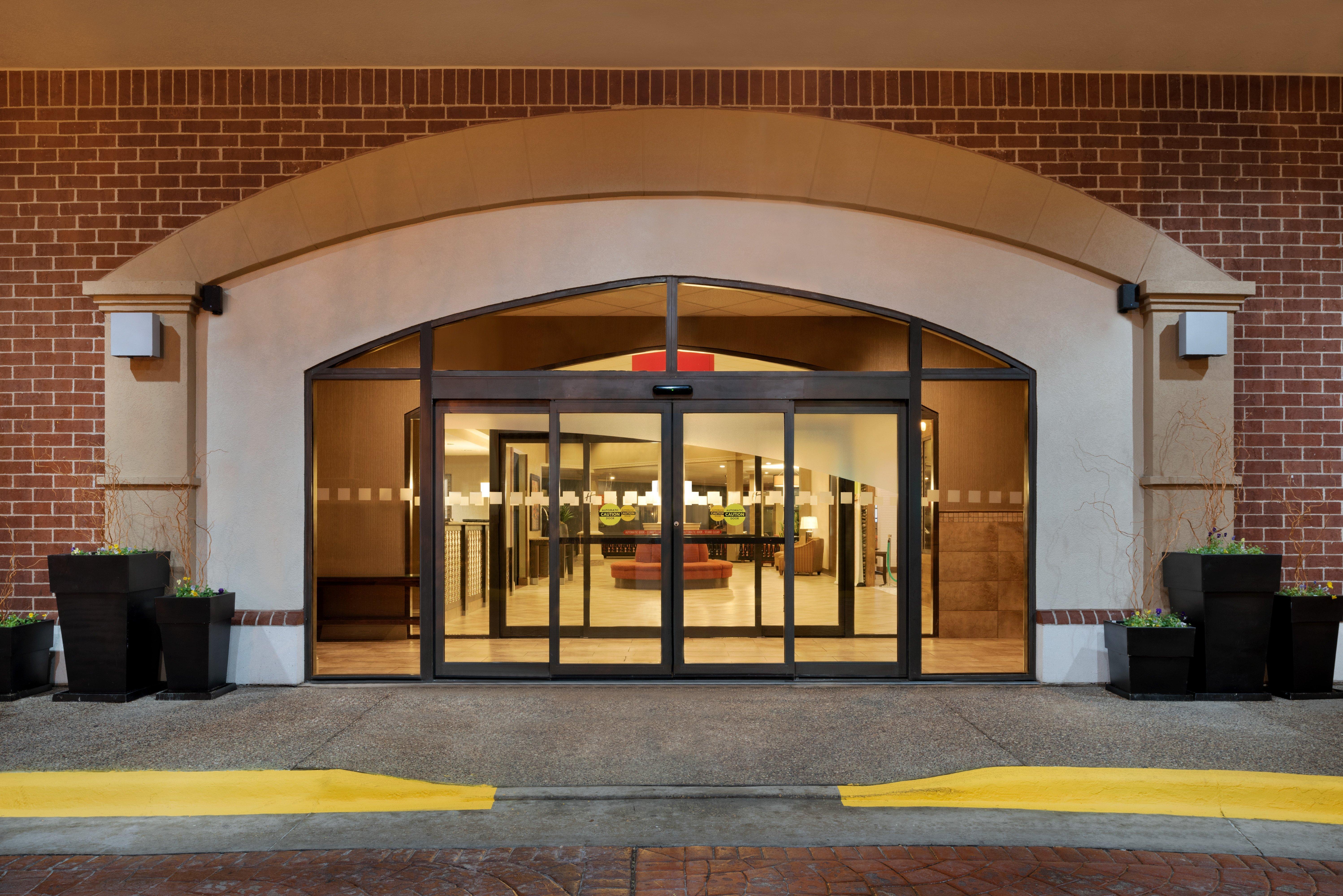 Holiday Inn Dubuque/Galena By Ihg Exterior foto